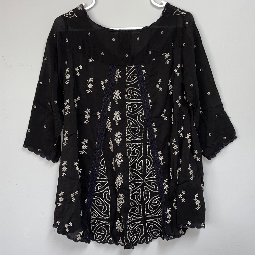 Johnny Was Ridden black eyelet tunic blouse - Picture 4 of 4